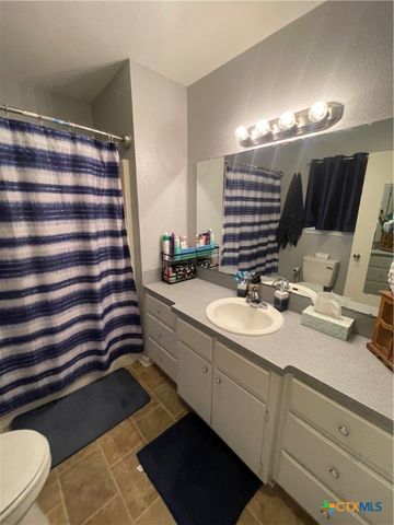 110 Idylwood Place, Victoria, TX 77901