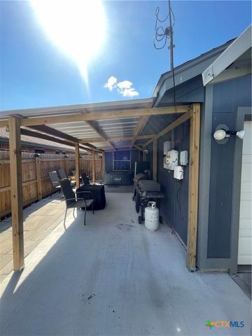 110 Idylwood Place, Victoria, TX 77901