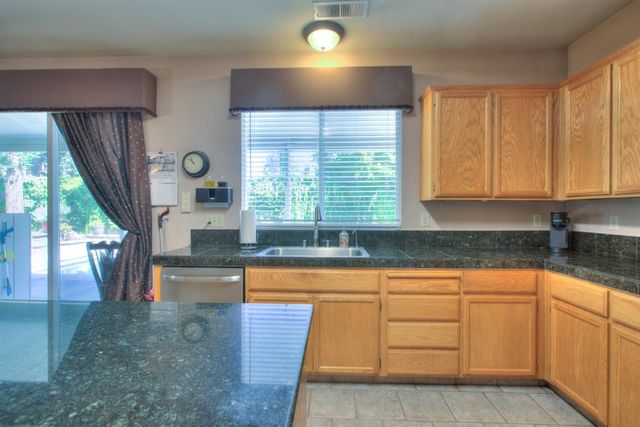 4529 Sun Ray Ln, Salida, CA 95368
