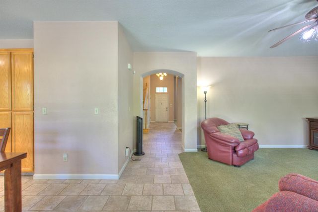 4529 Sun Ray Ln, Salida, CA 95368
