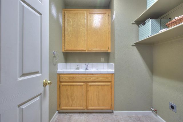 4529 Sun Ray Ln, Salida, CA 95368