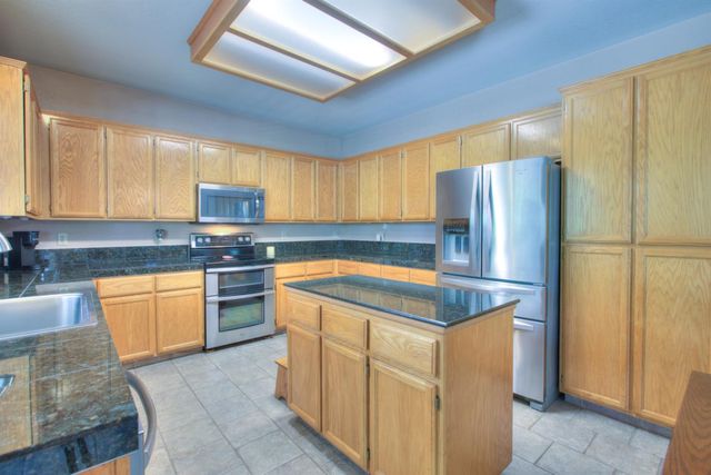 4529 Sun Ray Ln, Salida, CA 95368