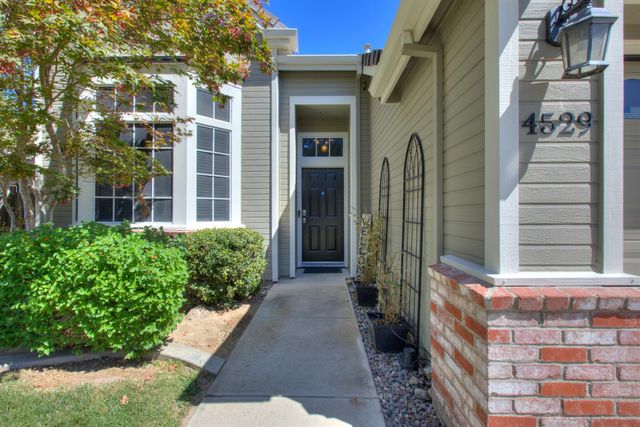 4529 Sun Ray Ln, Salida, CA 95368