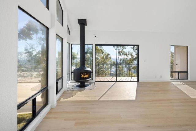 11439 Cascada Way, San Diego, CA 92124