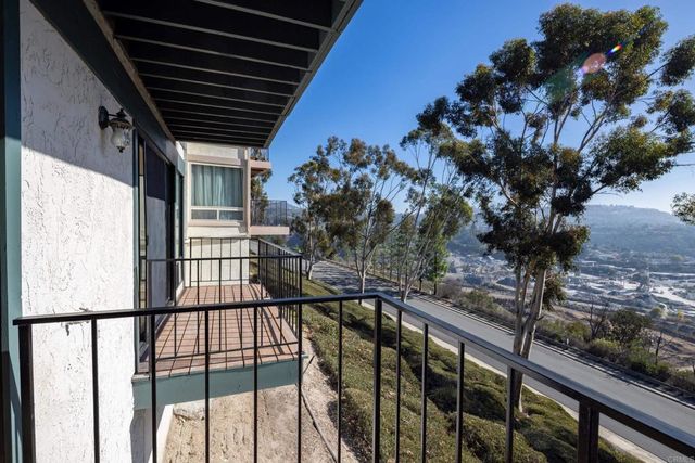 11439 Cascada Way, San Diego, CA 92124