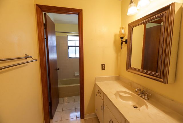 507 Parklane Drive, Bossier City, LA 71111