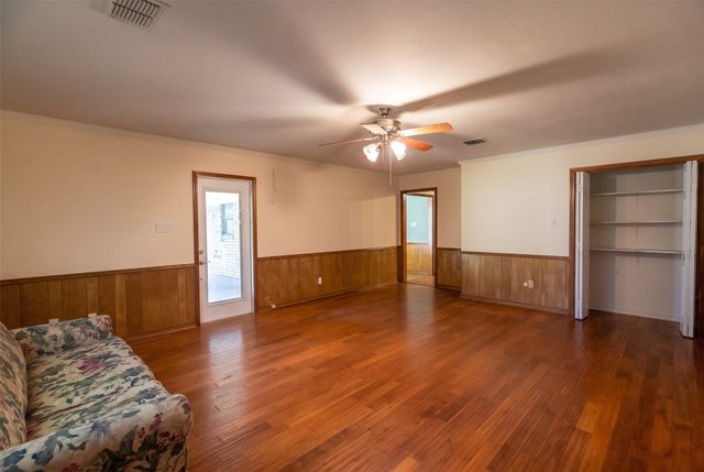 507 Parklane Drive, Bossier City, LA 71111