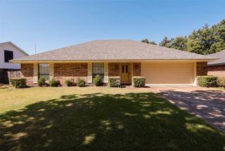 507 Parklane Drive, Bossier City, LA 71111