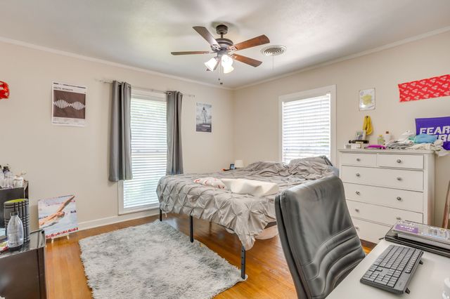 2809 Benbrook Boulevard, Fort Worth, TX 76109