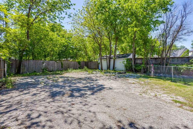 2809 Benbrook Boulevard, Fort Worth, TX 76109