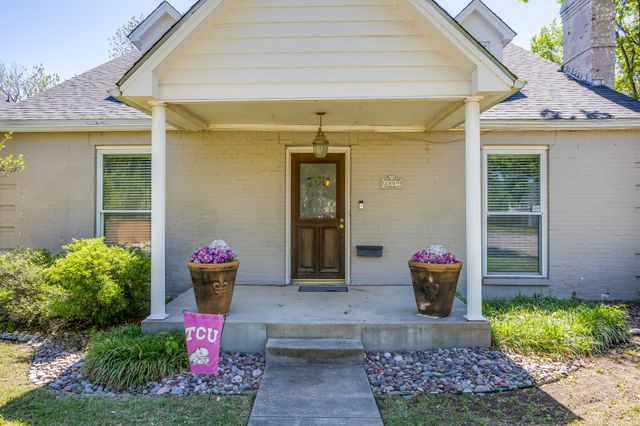 2809 Benbrook Boulevard, Fort Worth, TX 76109