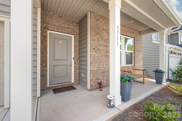 5711 Stewarts Landing Road, Charlotte, NC 28215