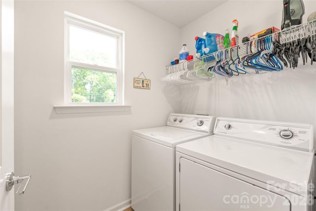 5711 Stewarts Landing Road, Charlotte, NC 28215