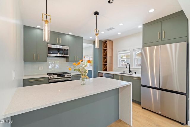 83 S GREENWOOD Avenue, Pasadena, CA 91107