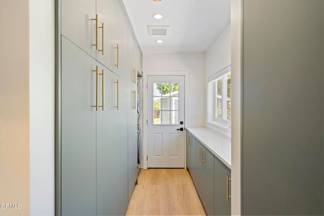 83 S GREENWOOD Avenue, Pasadena, CA 91107