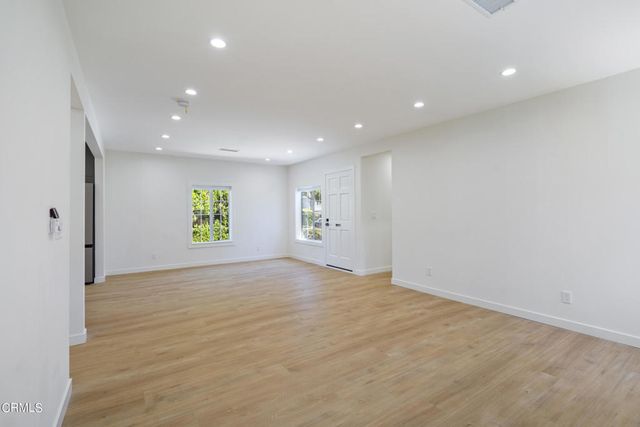 83 S GREENWOOD Avenue, Pasadena, CA 91107