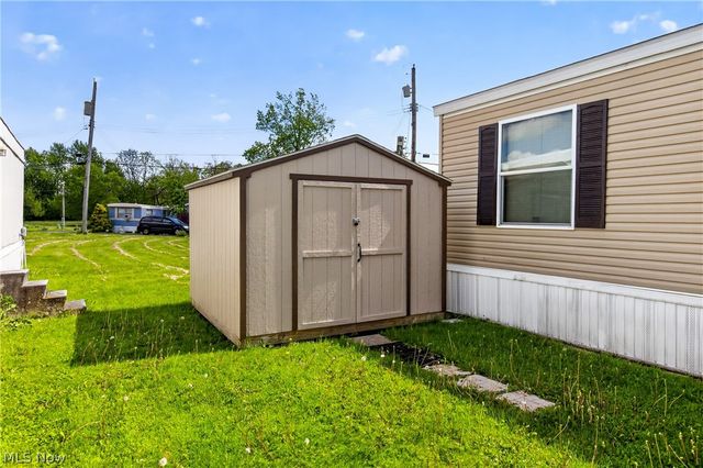 9525 Woodworth Road A19, North Lima, OH 44452