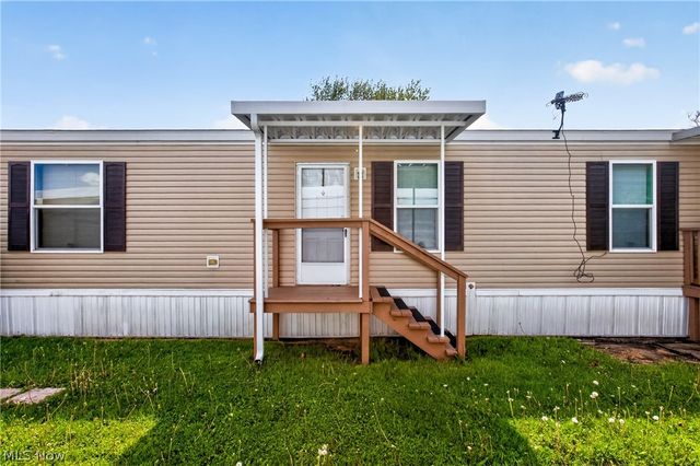 9525 Woodworth Road A19, North Lima, OH 44452