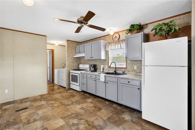 9525 Woodworth Road A19, North Lima, OH 44452