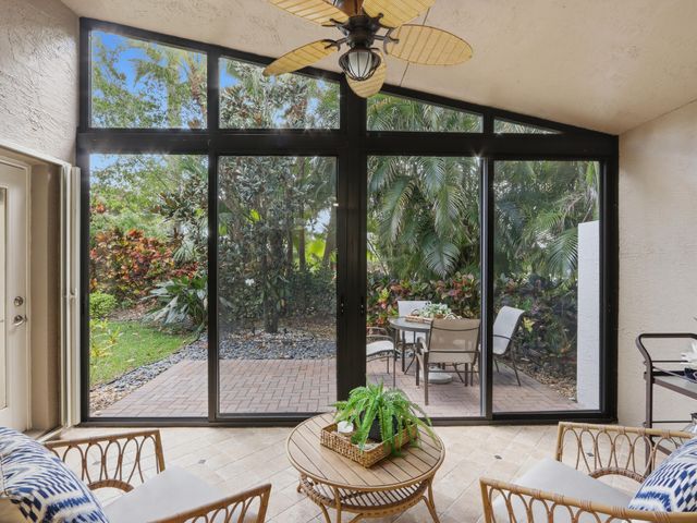 11184 Ihilani Way, Boynton Beach, FL 33437