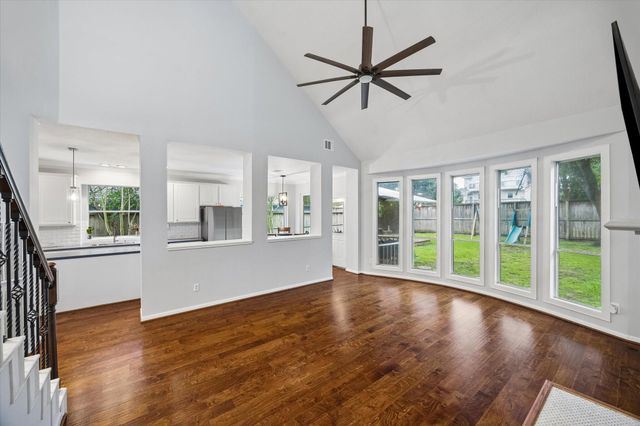 8123 Clarion Way, Houston, TX 77040