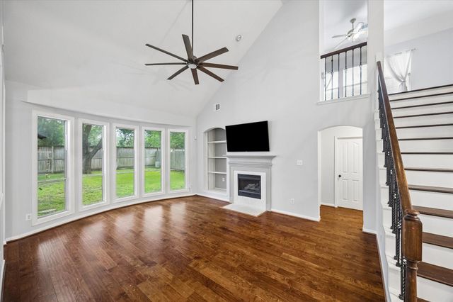 8123 Clarion Way, Houston, TX 77040