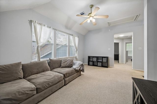 8123 Clarion Way, Houston, TX 77040