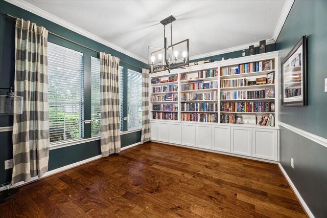 8123 Clarion Way, Houston, TX 77040