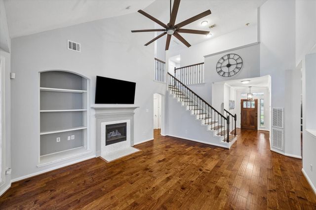 8123 Clarion Way, Houston, TX 77040