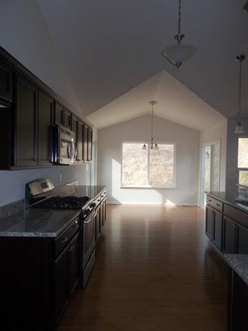 10643 Valley View Drive, Saline, MI 48176