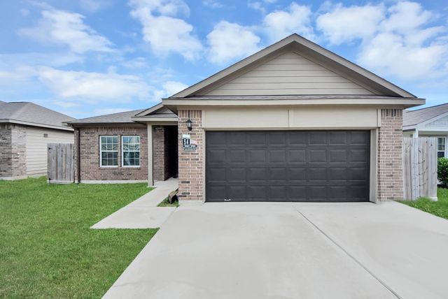 54 Road 51024, Cleveland, TX 77327