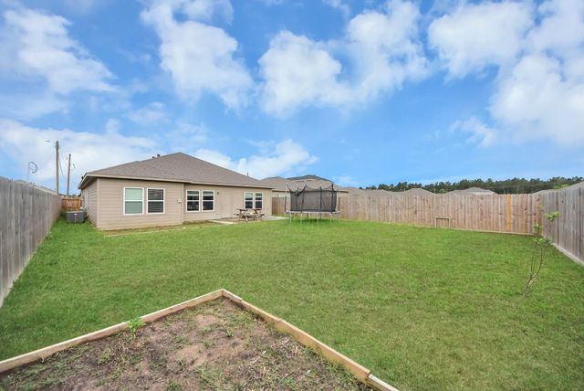 54 Road 51024, Cleveland, TX 77327