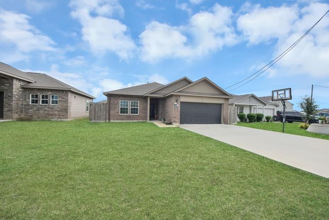 54 Road 51024, Cleveland, TX 77327