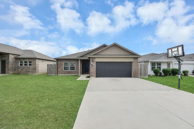54 Road 51024, Cleveland, TX 77327