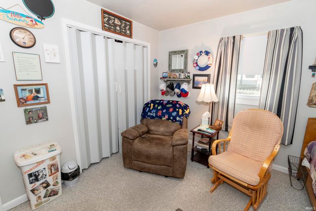211 E Russ Avenue, Mishawaka, IN 46545