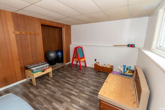 211 E Russ Avenue, Mishawaka, IN 46545