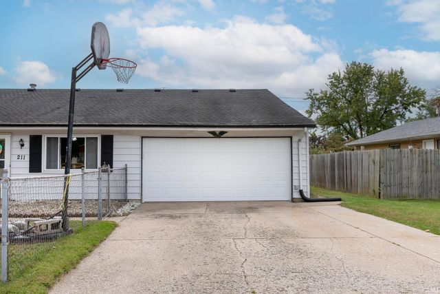 211 E Russ Avenue, Mishawaka, IN 46545