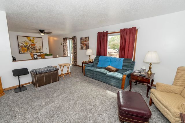211 E Russ Avenue, Mishawaka, IN 46545