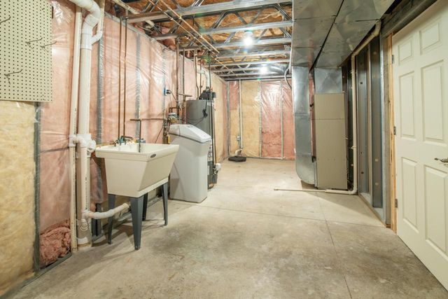1023 Chandler LANE, Sun Prairie, WI 53590