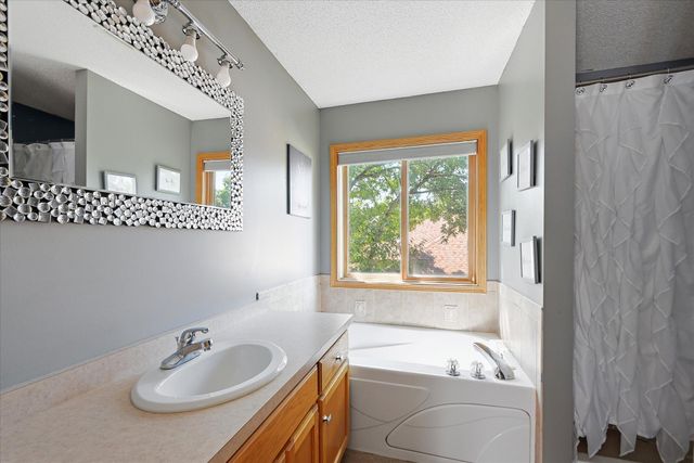 15921 Xeon Street NW, Andover, MN 55304