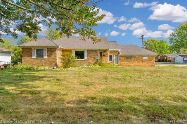 27524 Gail Drive, Warren, MI 48093