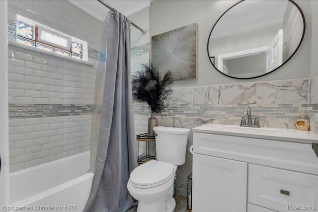 27524 Gail Drive, Warren, MI 48093