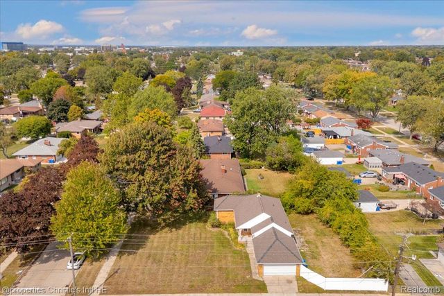 27524 Gail Drive, Warren, MI 48093