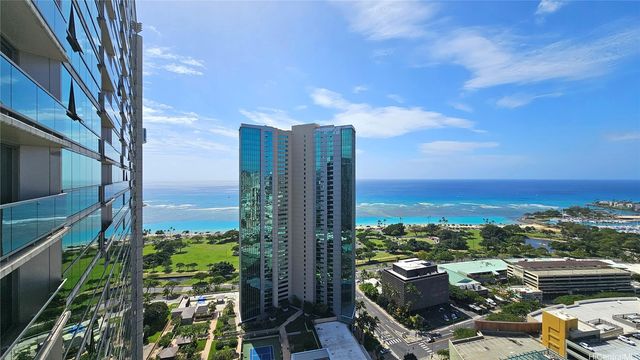 1177 Queen Street 3702, Honolulu, HI 96814