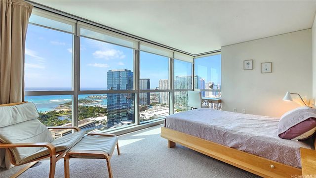 1177 Queen Street 3702, Honolulu, HI 96814