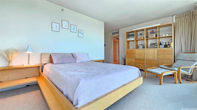 1177 Queen Street 3702, Honolulu, HI 96814