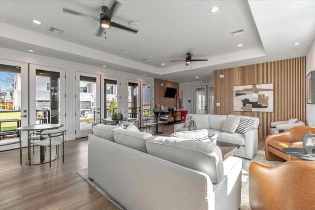 2054 Odin Walk, Sacramento, CA 95835