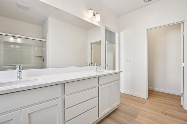 2054 Odin Walk, Sacramento, CA 95835