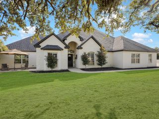 111 Sharla Smelley Road, Weatherford, TX 76088