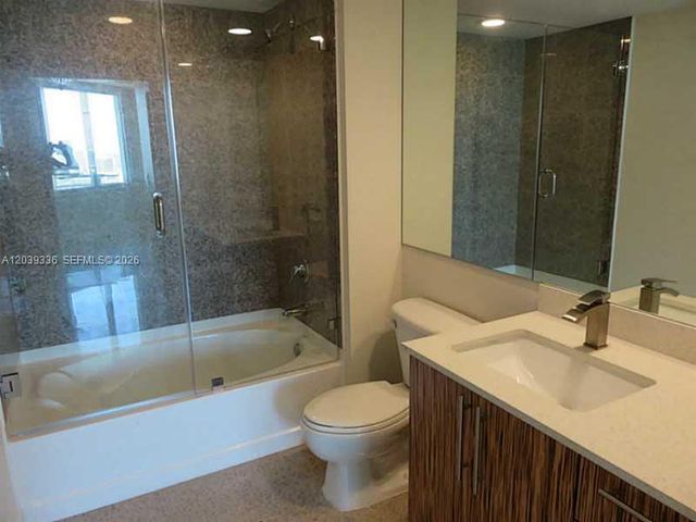 325 S BISCAYNE BLVD 4122, Miami, FL 33131